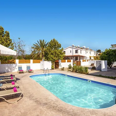 Villa Anatoli By *